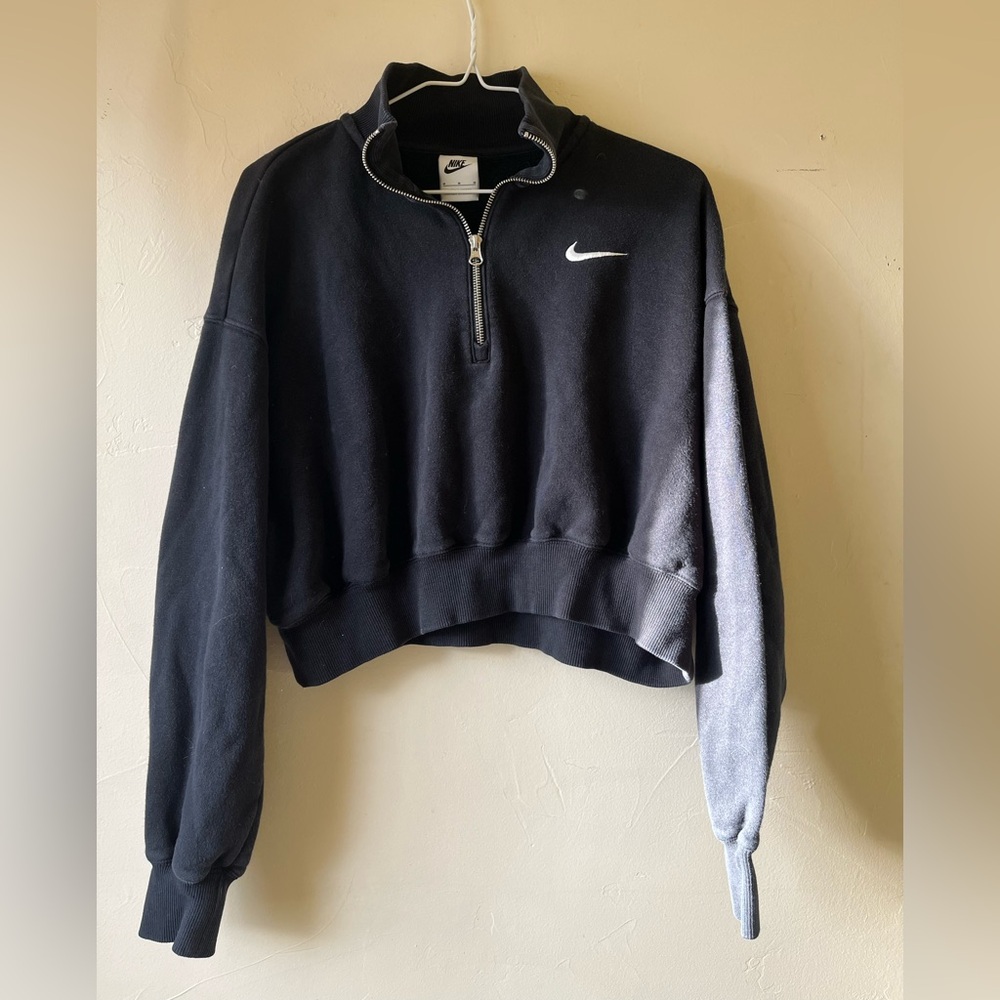 Cropped Nike Quarter Zip